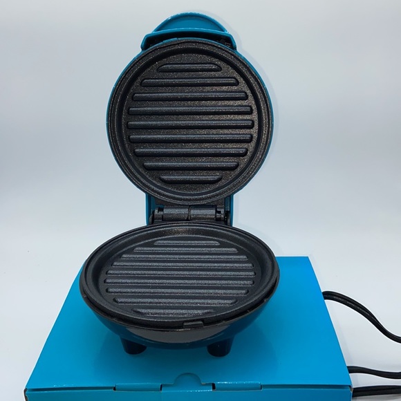 Dash Mini Maker Grill Turquoise with Recipe Booklet Personal Size - Picture 11 of 11